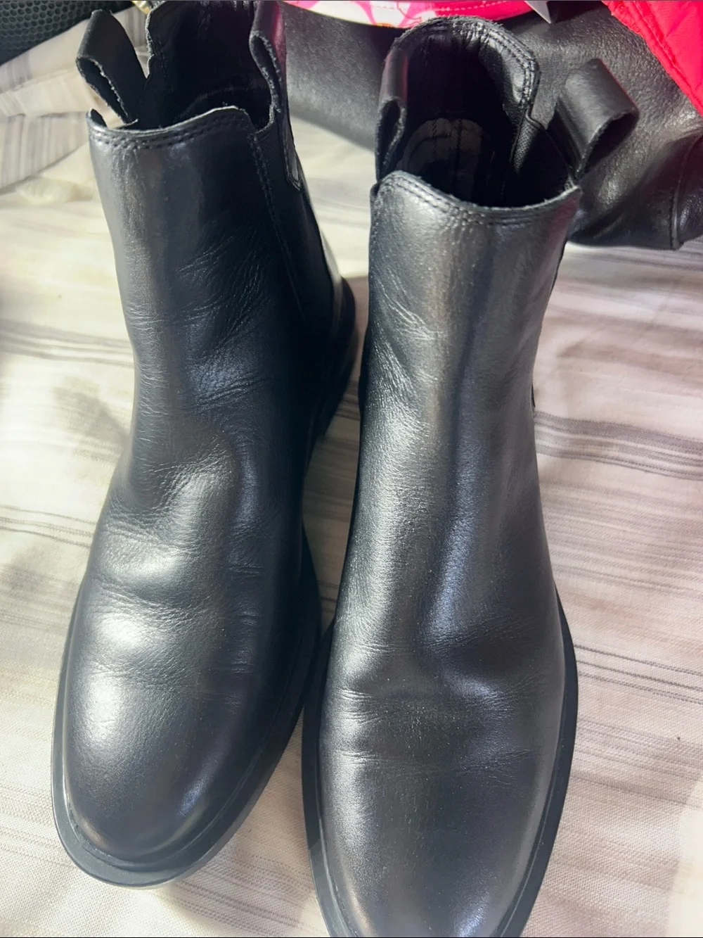 Zara classic black